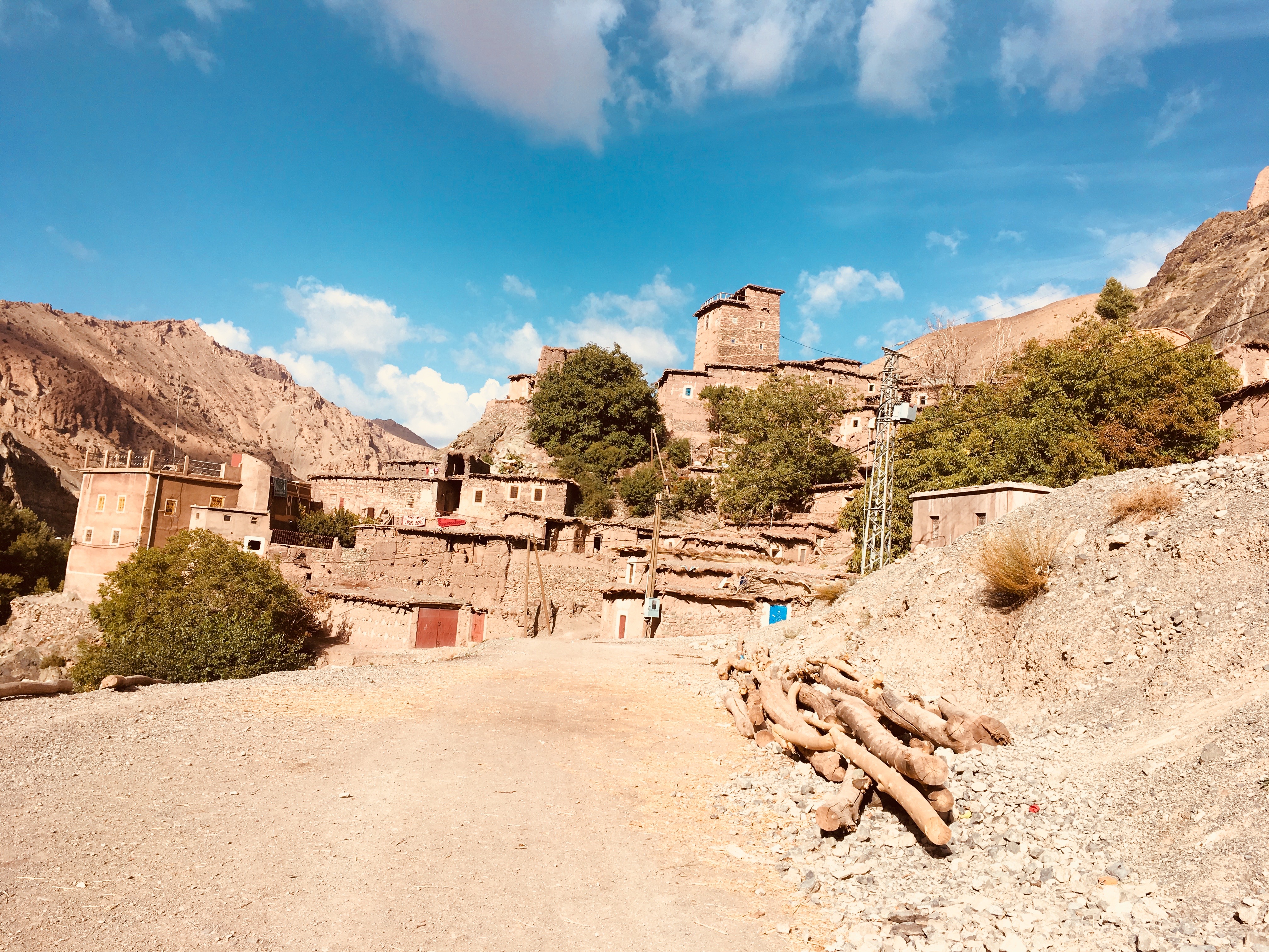 8 Days Hiking To Ait Bougmez Via Roses Valley